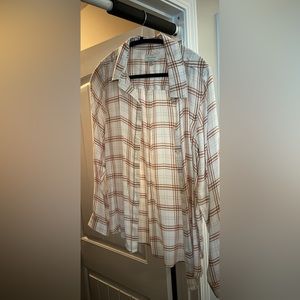 Super soft Lucky brand pressed flannel top worn once! Sz M